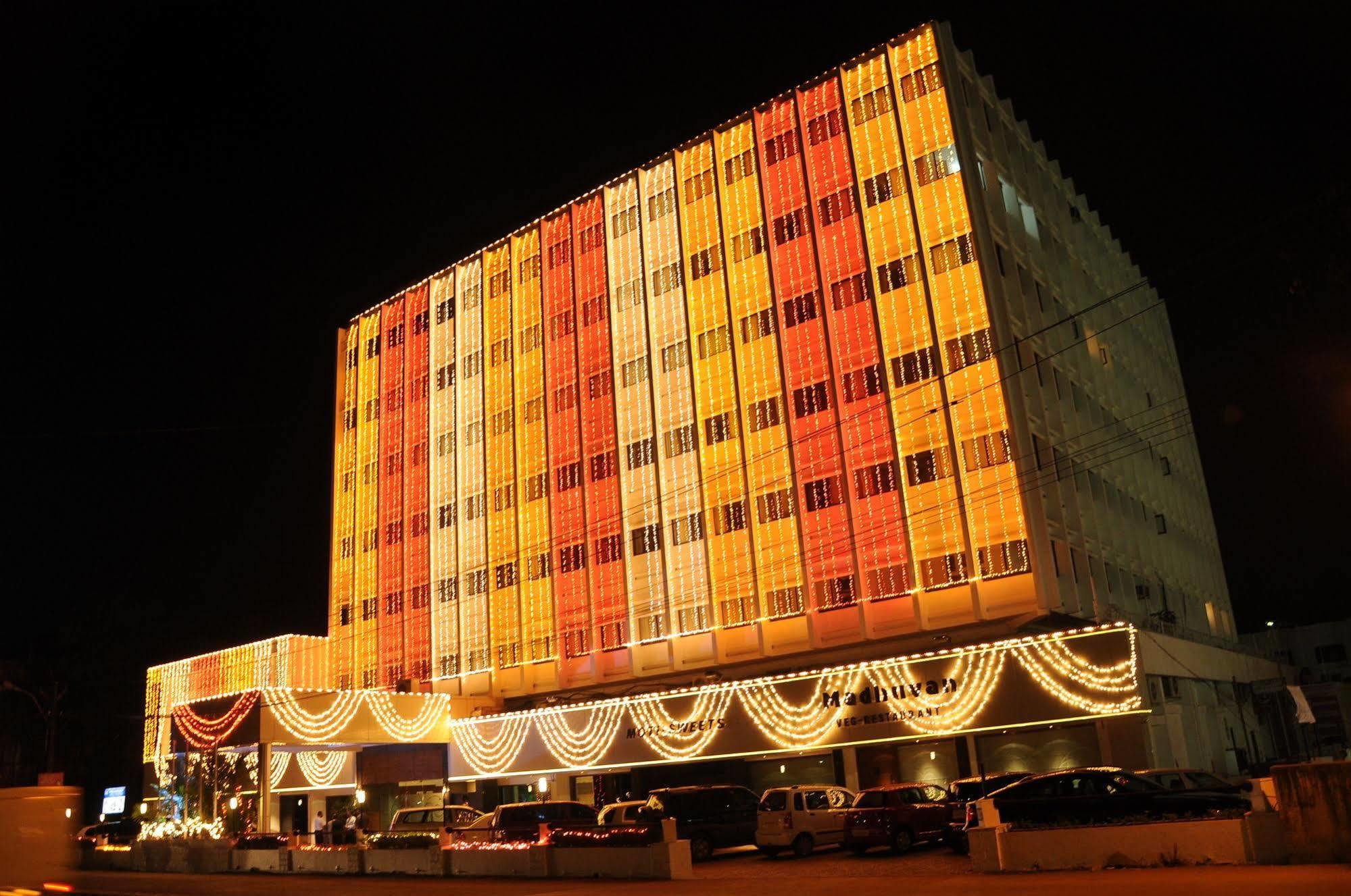 Hotel Moti Mahal Mangaluru Exterior foto