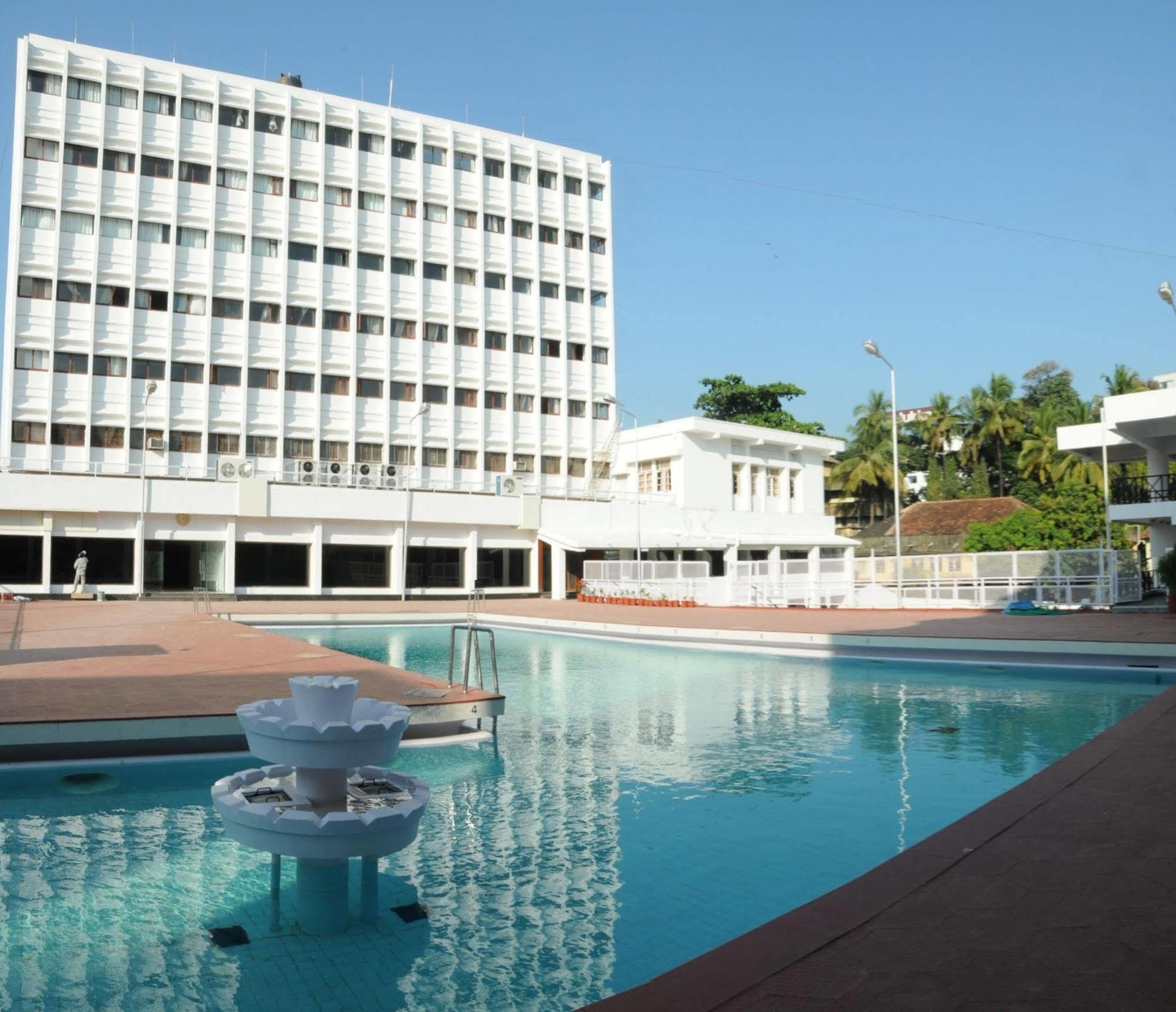 Hotel Moti Mahal Mangaluru Exterior foto